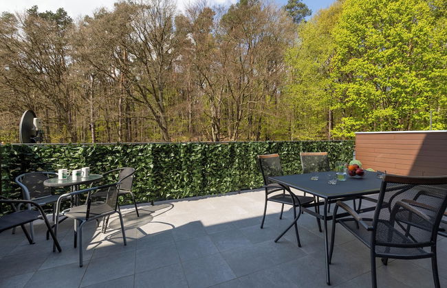 Apartment With Pool by Renters Prestige - Photo 21