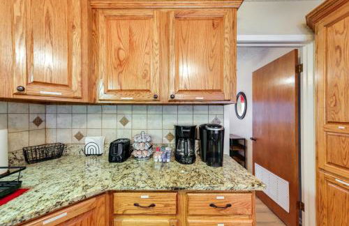 Papas Lakefront Hideaway - Photo 10