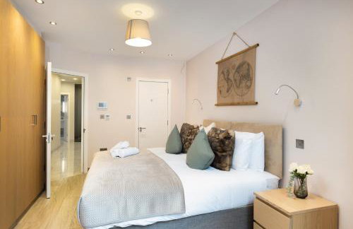 Luxurious 2 King-size bed flat with Patio - Foto 4