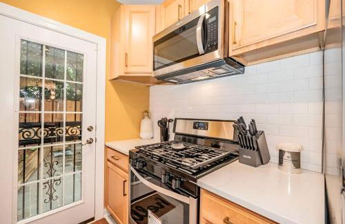 Charming Two-Master Queen Bedroom in Washington DC - Foto 5