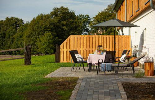 Traditional Architecture Meets Modern Design - Photo 37