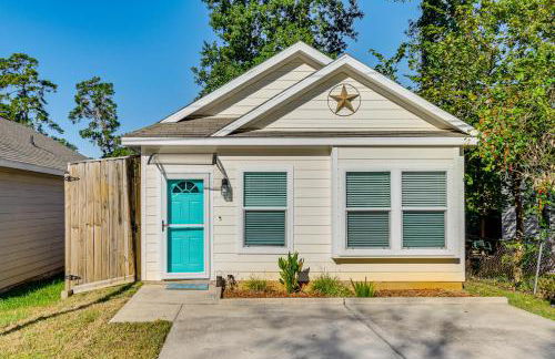 Pet-Friendly Home 2 Miles to Lake Conroe! - Photo 3