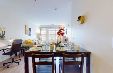 Modern Comforts Free Gym Access - Foto 25