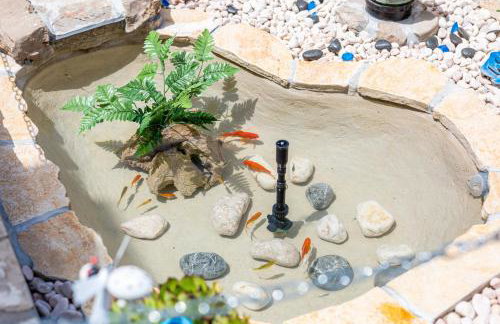 Apartment With A Private Swimming Pool, Garden & BBQ - Foto 15