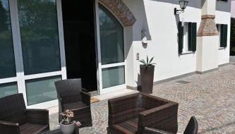 CA CENTOSA ARTISTIC HOUSE villa storica ristrutturata con patio e giardino - Foto 3