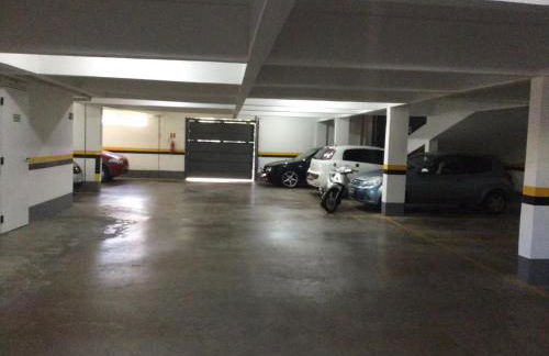 Apto12 com WIFI garagem e 100 metros da Av Brasil - Foto 19