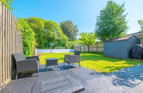 Sophisticated Home with Beautiful & Large Garden - Foto 8