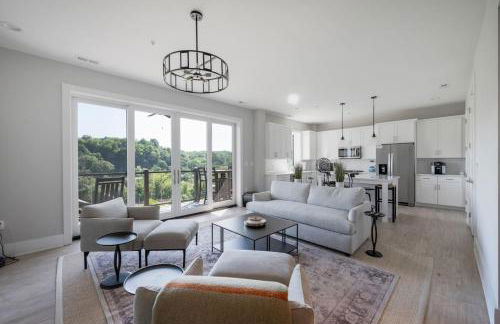 Luxury Downtown Loft - Balcony and Rooftop Bar! - Foto 1