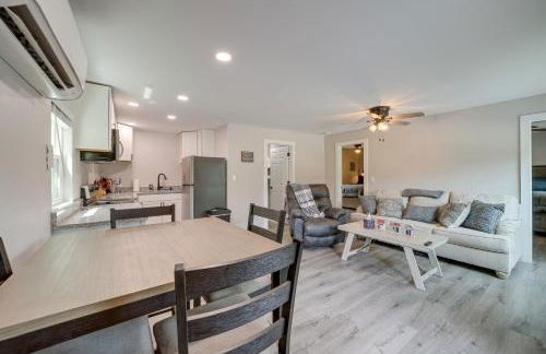 Waterfront Grove Retreat with Dock Cedar Ridge - Foto 7