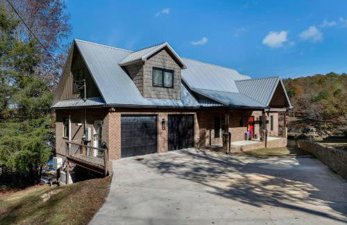 Views! Dock, Water, Game Room, Kids Room! - Foto 59