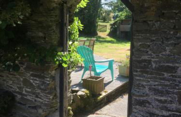 Polean Farm Old Farmhouse - With Large Jacuzzi, Games Room, Near the Sea and with Free Access to a Nearby Pool - Foto 6