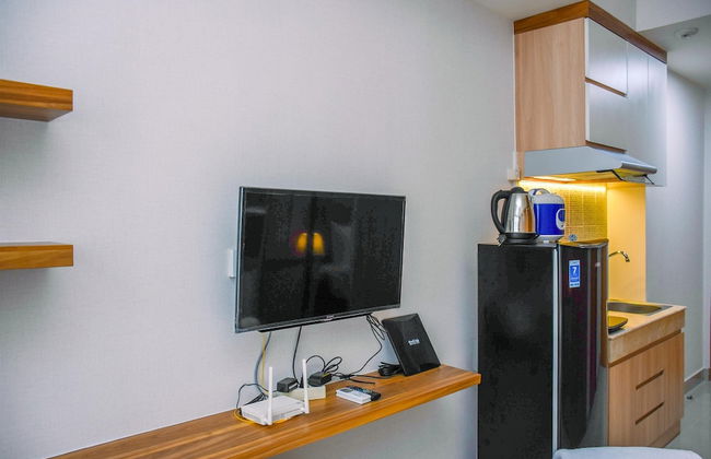 Nice And Cozy Studio At Evenciio Apartment - Foto 8