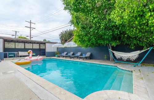 Angel&Rose Universal Hollywood Heated Pool House King Bed - Foto 71