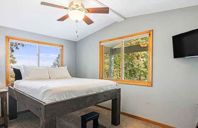 Cabin in the Sky by Avantstay Deck w Views - Foto 23