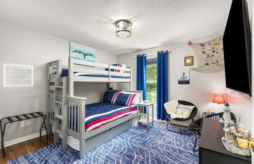 Petoskey Falls Escape-Hot Tub/Dogs/Petoskey/Boyne - Photo 35