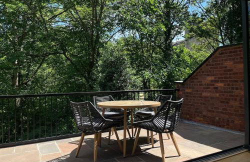 Durham City Centre Hideaway - Terrace with View & Parking - Photo 1