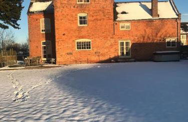 Dunnimere Farm stay with Hot Tub - up to 20 - Foto 8