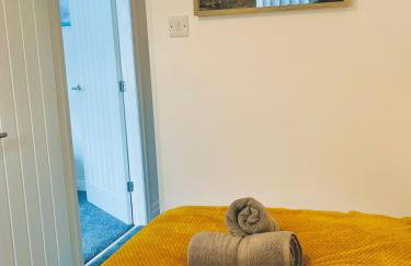 Ideal 4 Bed Home sleeps 7 Nr Middlebrook Stadium - Foto 39