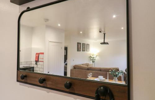 Hub House - Photo 14