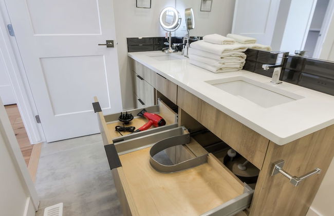 New Luxury Townhome 29 - Photo 58