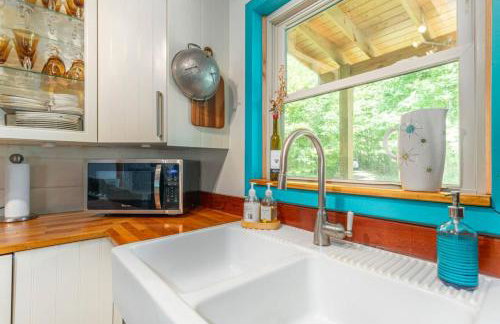 Secluded Cabin with Quality Furnishing and Hot Tub - Foto 20