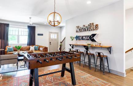 Waverly by Avantstay Nashville-inspired Townhome w/ Luxury Kitchen, Pool Table - Foto 25