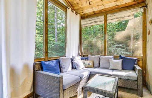 Peaceful Highland Lake Home with Kayaks, Dock Access - Foto 2