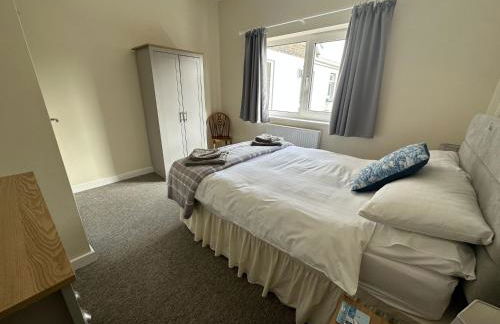 Ty Ardd - modern bungalow close to Pendine Beach - 1 DOG GOES FREE - Photo 11