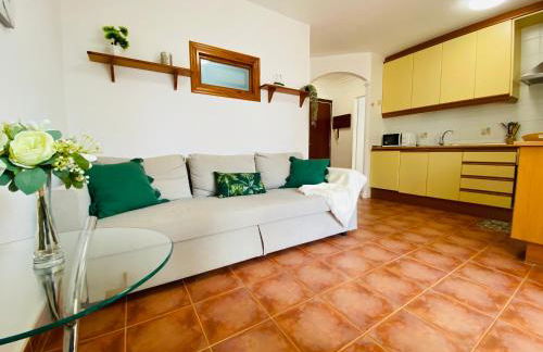 Golden Reddis - Photo 20