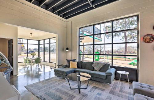 Unique Texas Home in Converted Gas Station! - Foto 4