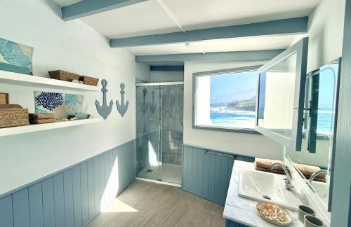 Casa Riva, Villa with Pool overlooking the Sea - Foto 17