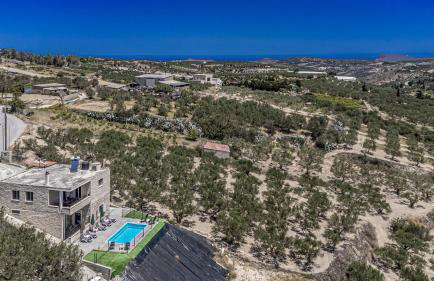 Elysian Stone Villa with Pool & Mountain View - Photo 52