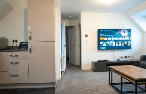 Stunning Two-Bedroom Apartment at A3REE, Free Parking, near Cribbs Causeway Mall - Foto 52