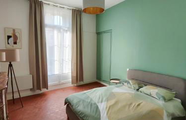 Bright and modern 3-bedroom apartment, 90m2 with Air condition, in Beziers - Foto 1