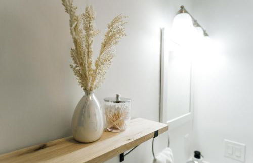 Tranquil Luxury: Modern Comfort! - Foto 31