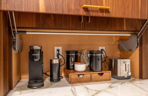 Phenomenal King, Air, Rooftop Deck, Walk to Beach - Foto 16