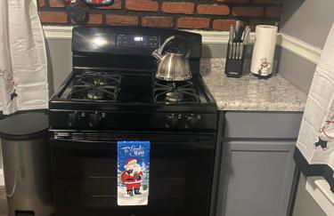 Casa localizada muy cerca del estadio, 8 minutos del centro y muchos lugares mas, No se permiten fiestas , o fumar - Foto 25