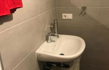 Haus Astenblick in Winterberg Ferienwohnungen mit Gastraum Wanderveranstaltungen und Familienfeiern - Foto 39