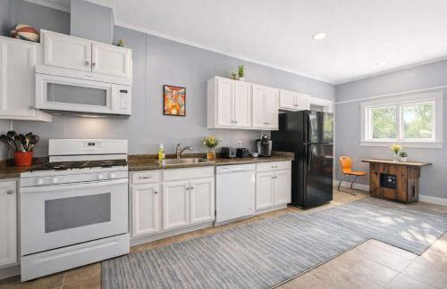 Rock & Roll Retreat in the Heart of Louisville - Foto 3