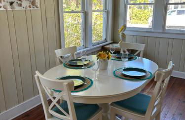 Seahorse Bungalow - Photo 4