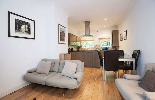 Apartment 4 The Grove - Foto 15