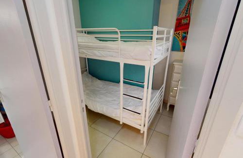 2P calme avec terrasse, piscine, parking et wifi - FR-1-196-368 - Foto 11