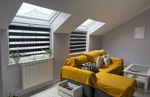 Ático luminoso con terraza - Foto 21