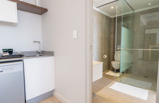 Stunning Apartment in Sandton - Photo 38