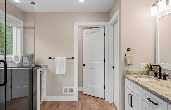 Lakeside Serenity by Avantstay Lakefront, Newly Built, Deck w/ Views! - Foto 27