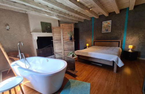 À louer : Ancienne forge avec sauna, piscine, proche plage et sites historiques - FR-1-591-193 - Foto 12