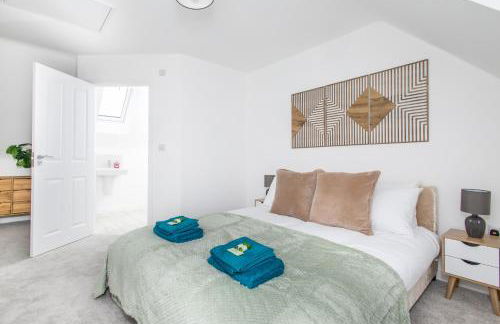 Willow by Alt-Stay - 3 Bed Home - Parking, WiFi & EV Plug - Contractors & Relocations - Weekly & Monthly Rates - Foto 1