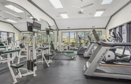 Landing Modern 1BD Tennis Court Clubhouse - Foto 28