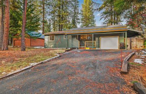 Evergreen Escape- Walk to Downtown & Boat/trailer Parking! - Foto 32