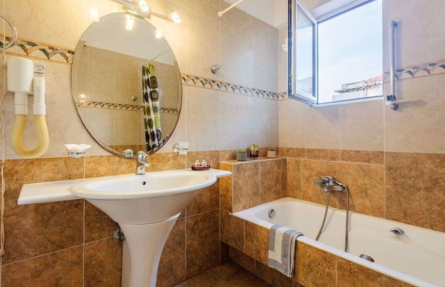 Spacious Urban Haven-family Home Perfect Location - Foto 30